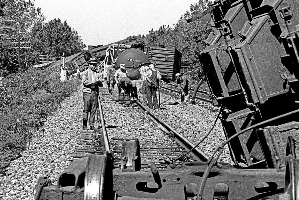 train, Iowa History, Iowa, Wrecks, Motorized Vehicles, Lemberger, LeAnn, gravel, crash, Labor and Occupations, train track, Ottumwa, IA, photographer, history of Iowa