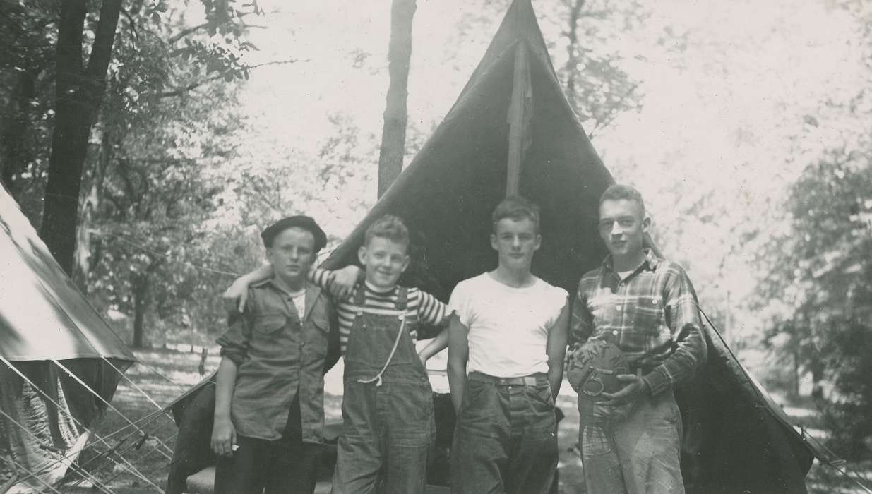 McMurray, Doug, tent, Iowa History, Portraits - Group, Iowa, history of Iowa, Outdoor Recreation, boy scouts, Children, Lehigh, IA, camping