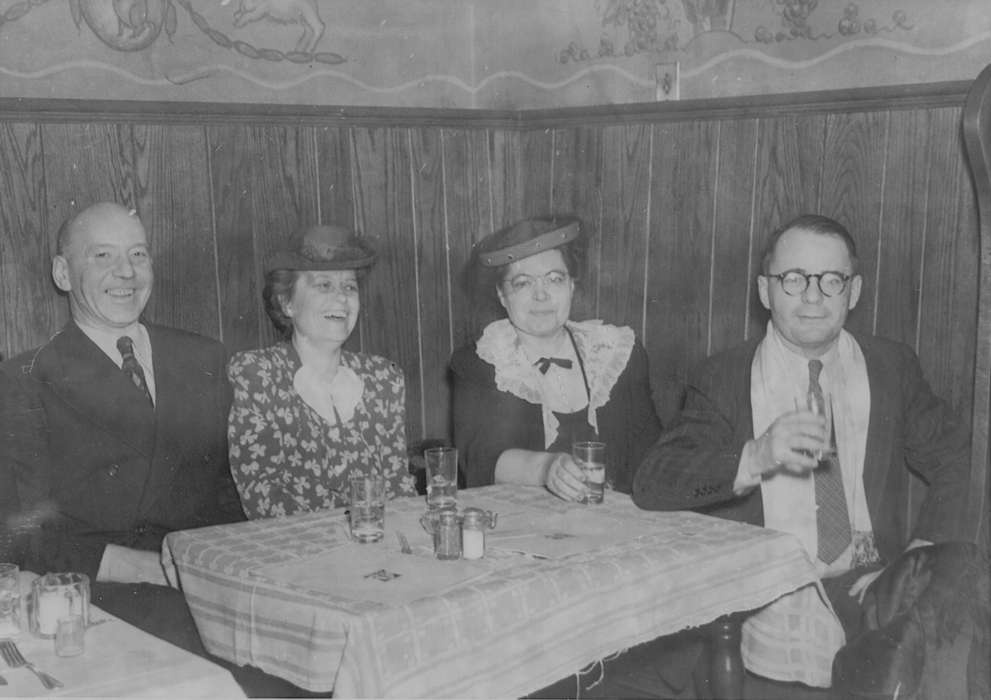 brunch, Leisure, hats, history of Iowa, friends, glasses, couple, hat, smile, tablecloth, Potter, Ann, Iowa, restaurant, Iowa History, glass, Food and Meals, Fort Dodge, IA
