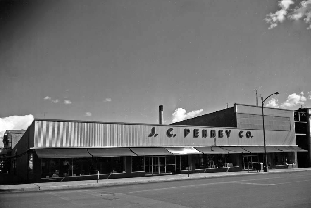 jc penney, Lemberger, LeAnn, Iowa History, Iowa, Businesses and Factories, store, department store, history of Iowa, Ottumwa, IA, store front, Cities and Towns