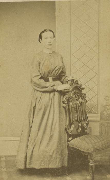 Iowa History, Olsson, Ann and Jons, painted backdrop, Iowa, Portraits - Individual, carte de visite, woman, collared dresses, patterned carpet, dropped shoulder seams, hoop skirt, Ottumwa, IA, history of Iowa