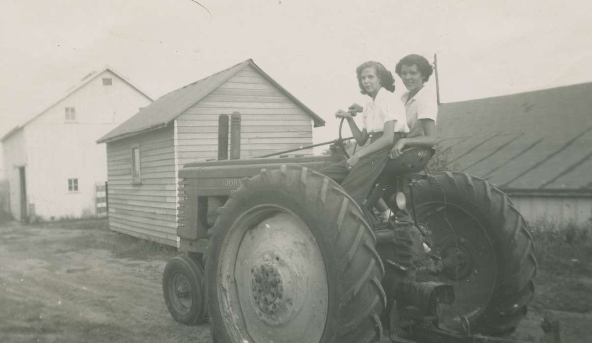 Iowa History, Farms, Rampton, Angela, Iowa, Portraits - Group, Farming Equipment, history of Iowa, tractor, La Porte City, IA