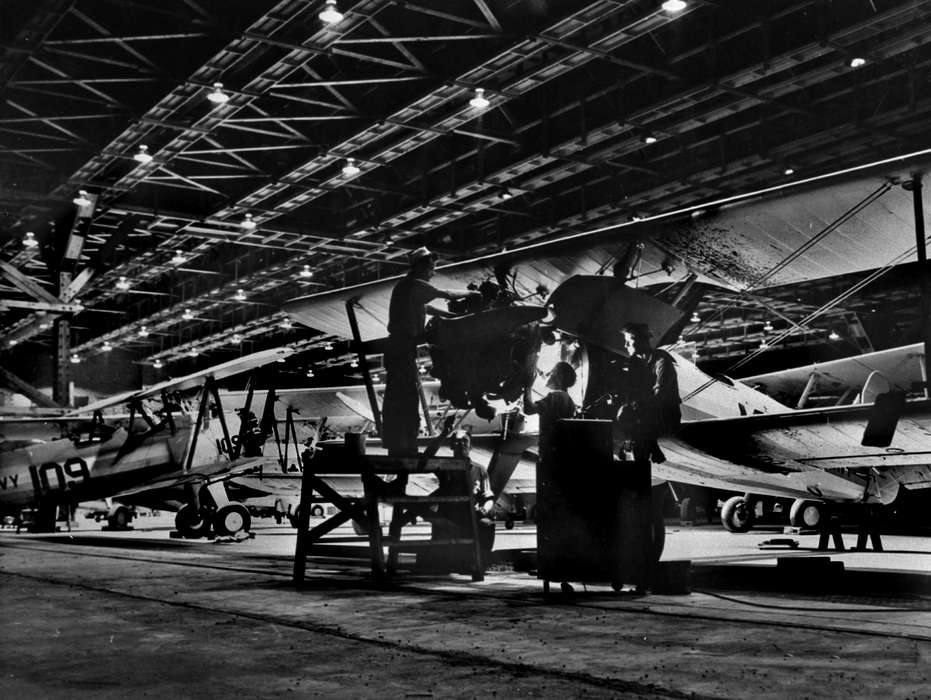 Lemberger, LeAnn, airplane, Ottumwa, IA, plane, history of Iowa, navy, Military and Veterans, Iowa, Iowa History, mechanic, Motorized Vehicles