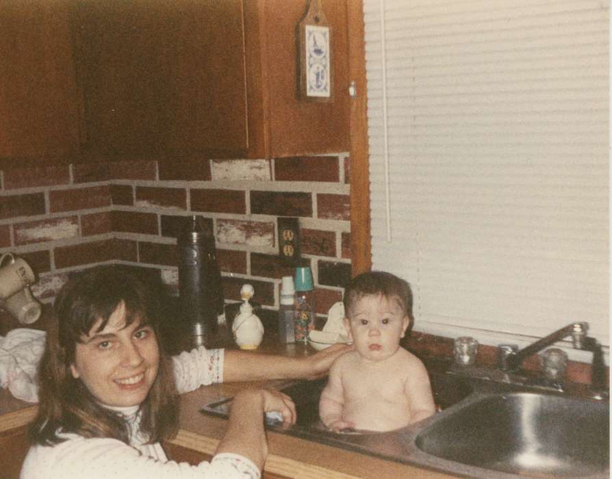 Families, kitchen, Homes, baby, Huxley, IA, Iowa History, Portraits - Group, Iowa, bath, Nulty, Tom and Carol, sink, Children, history of Iowa