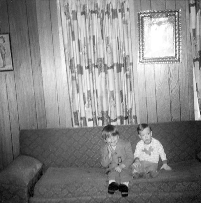 Children, history of Iowa, Iowa, couch, Dubuque, IA, living room, Iowa History, Gilbertson, Becky, Homes, Portraits - Group