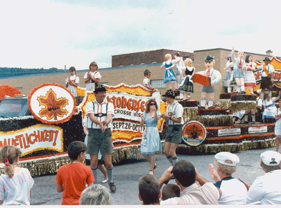 costume, parade, Cities and Towns, Fairs and Festivals, Iowa History, Main Streets & Town Squares, Iowa, Decorah, IA, Lang, Mavis, float, history of Iowa