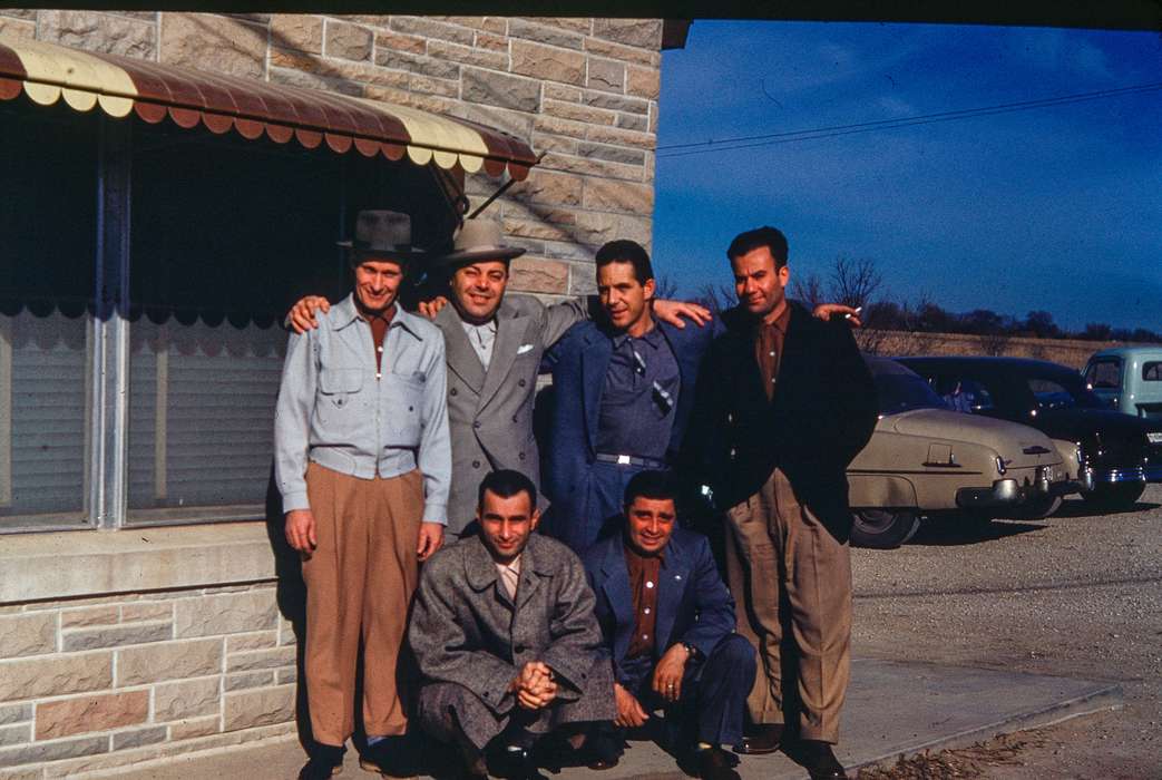 Iowa History, hat, Des Moines, IA, history of Iowa, Iowa, Portraits - Group, Campopiano Von Klimo, Melinda