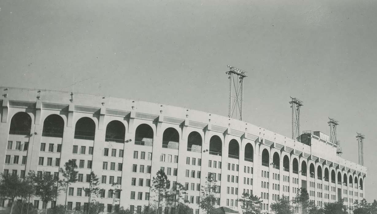Travel, Baton Rouge, LA, Cities and Towns, Iowa History, history of Iowa, stadium, McMurray, Doug, Iowa