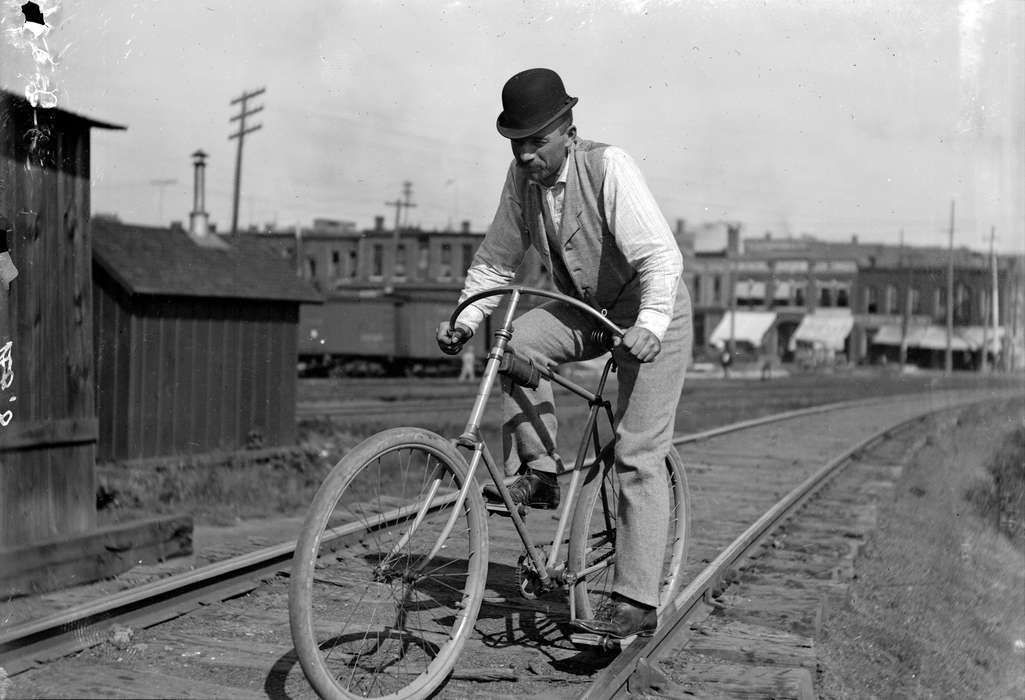 Iowa History, Lemberger, LeAnn, bicycle, Iowa, hat, train track, Leisure, Train Stations, bike, Cities and Towns, Ottumwa, IA, history of Iowa