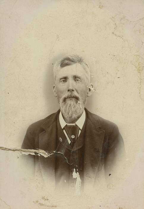 man, cabinet photo, Portraits - Individual, tie, history of Iowa, Olsson, Ann and Jons, lapel pin, Iowa, Reinbeck, IA, Iowa History, stick pin