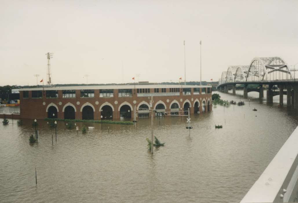 natural disaster, Swanson, Chris, stadium, mississippi river, Iowa History, bridge, river, Floods, Buffalo, IA, history of Iowa, Iowa