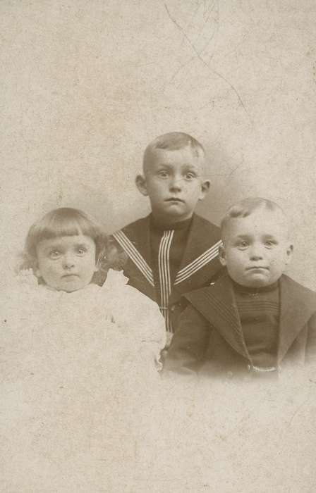 Families, cabinet photo, boys, Iowa History, Olsson, Ann and Jons, Portraits - Group, children, girl, Iowa, Grand Junction, IA, bangs, brothers, sister, siblings, Children, history of Iowa