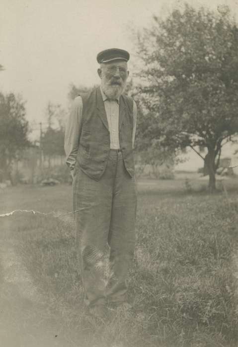 Cook, Mavis, Farms, Charles City, IA, Portraits - Individual, Iowa History, beard, Iowa, history of Iowa