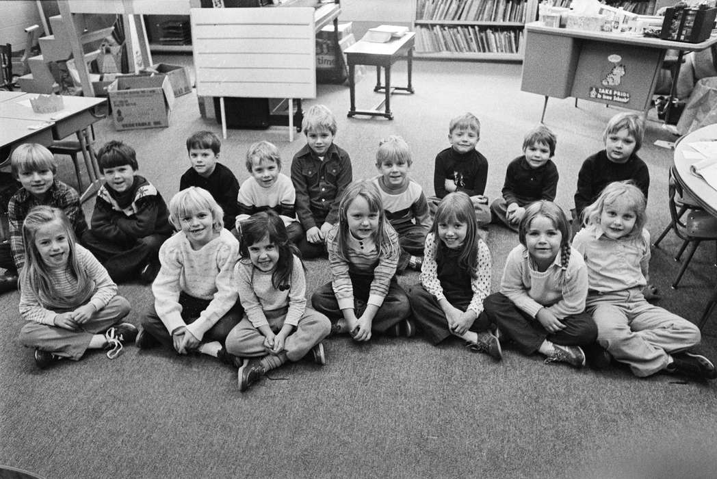 Coon Rapids Enterprise, Coon Rapids, history, school desk, Iowa, historic, Winter, Schools and Education, desk, United States, Children, IA, ia, child, Photos, student, classroom