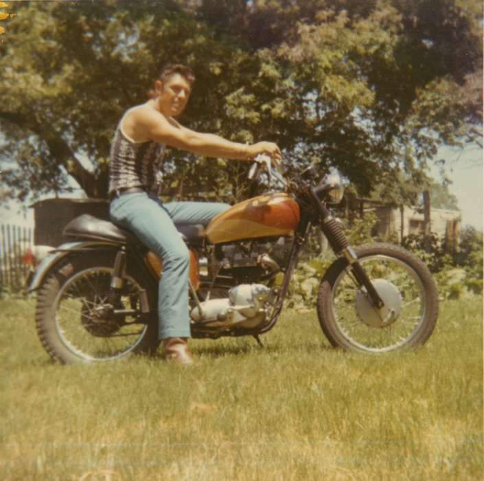 motorcycle, Iowa History, Iowa Falls, IA, Reiter-Husted, Brenda, Iowa, history of Iowa, Portraits - Individual, Motorized Vehicles