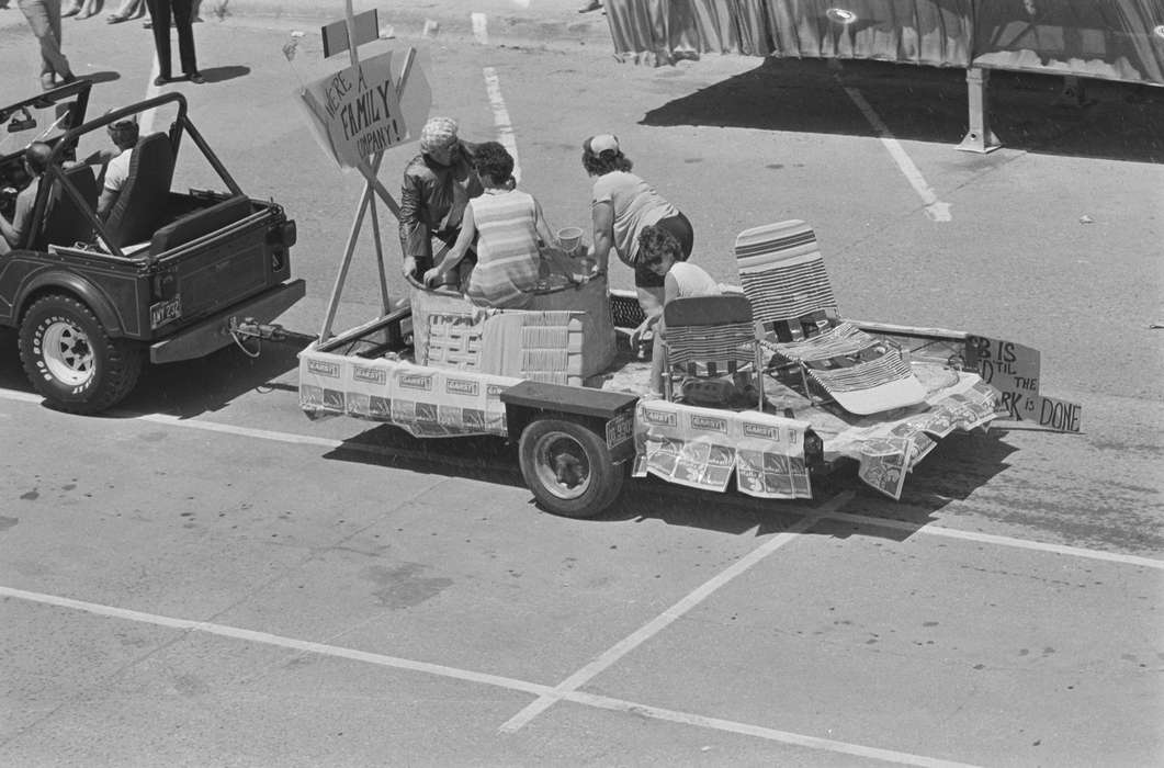 parade, Coon Rapids, Civic Engagement, Coon Rapids Enterprise, Iowa, historic, United States, ia, history, Photos, IA