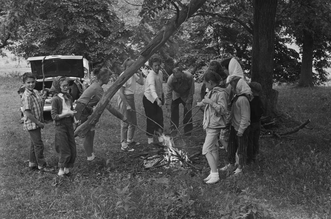 campfire, car, IA, bonnets, historic, Coon Rapids, adult man, children, sticks, Leisure, big glasses, Iowa, Religion, United States, Photos, 4th of july, Holidays, history, ia, Coon Rapids Enterprise, Children
