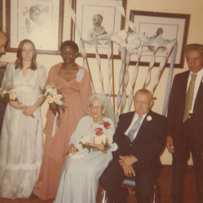 Waterloo, IA, suit, woman, dress, bouquet, Iowa History, history of Iowa, Portraits - Group, People of Color, african american, Civic Engagement, Henderson, Jesse, man, Iowa