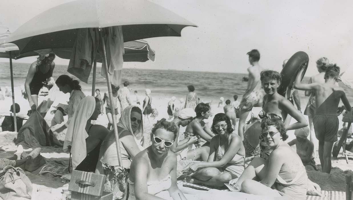 sunglasses, Travel, swimming suit, McMurray, Doug, Lakes, Rivers, and Streams, lifesaver, Iowa History, beach, bathing suit, Leisure, Portraits - Group, swimsuit, ocean, Ocean Grove, NJ, Iowa, history of Iowa, umbrella