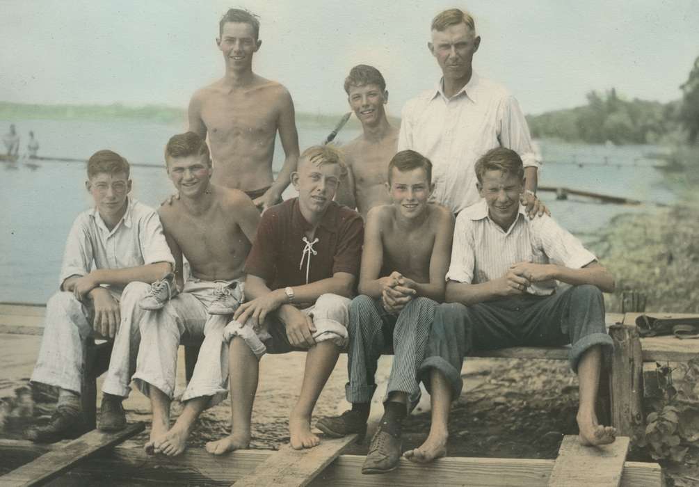 boys, lake, colorized, Iowa, barefoot, Portraits - Group, McMurray, Doug, boy scouts, Clear Lake, IA, Iowa History, history of Iowa, group, Lakes, Rivers, and Streams, Children