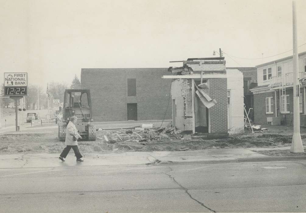 history of Iowa, Cities and Towns, Businesses and Factories, demolition, Waverly Public Library, service station, Iowa History, Waverly, IA, Iowa, Motorized Vehicles, Main Streets & Town Squares