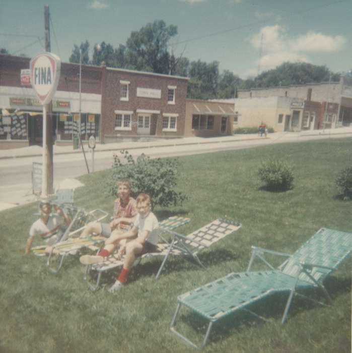 Leisure, Iowa History, lawn chair, history of Iowa, Main Streets & Town Squares, Vanderah, Lori, Cities and Towns, Iowa, Ankeny, IA, Portraits - Group