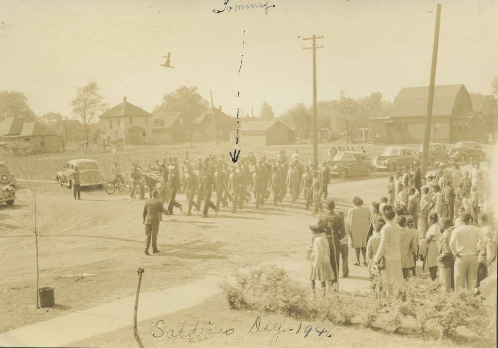 Military and Veterans, Henderson, Jesse, People of Color, Civic Engagement, african american, Iowa History, parade, Iowa, Waterloo, IA, history of Iowa, world war ii