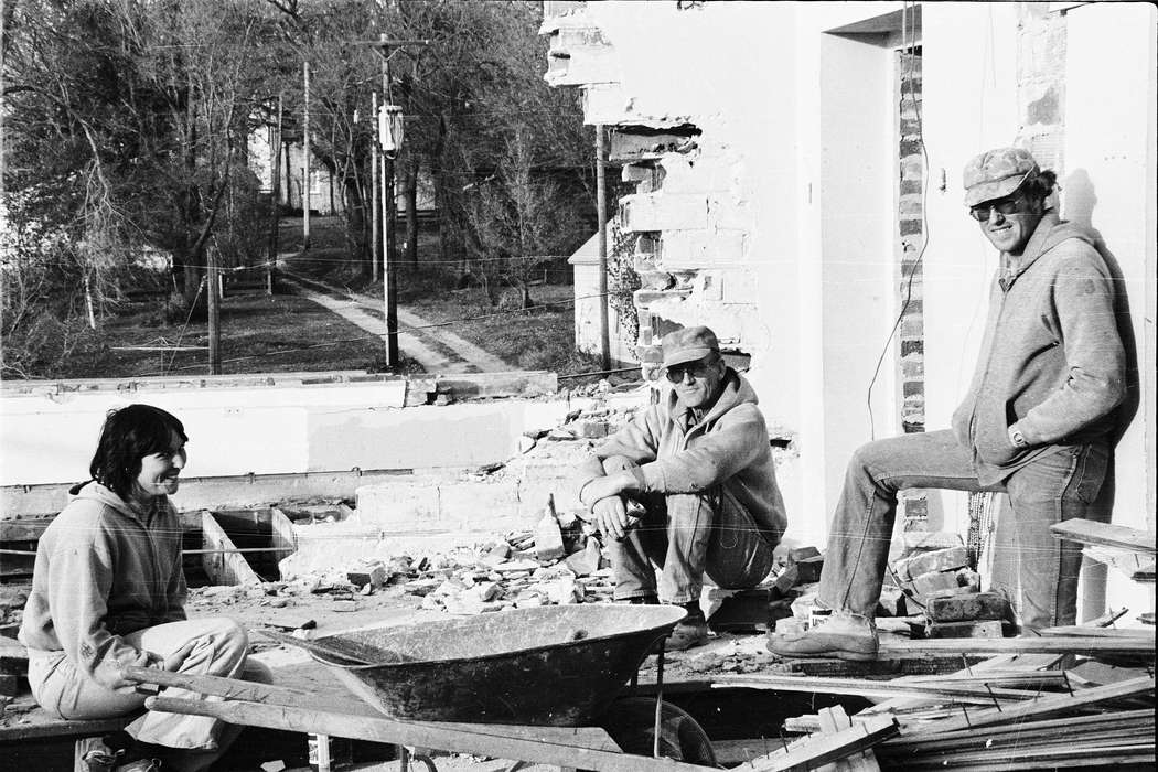 Coon Rapids Enterprise, Coon Rapids, Iowa, historic, United States, Labor and Occupations, construction crew, ia, history, Photos, IA