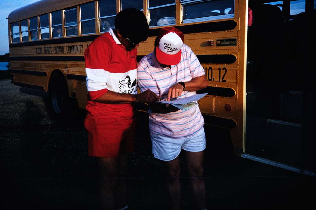 ia, Travel, second grade missouri trip, school bus, Iowa, history, Photos, Kansas City, Coon Rapids Enterprise, Portraits - Group, missouri trip, historic, United States, MO, school trip
