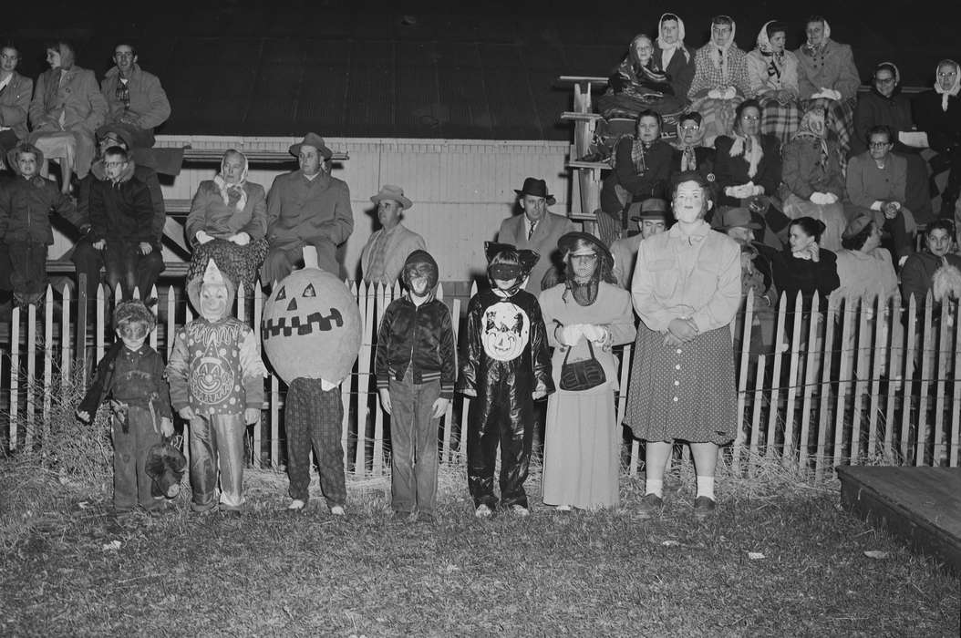 Iowa, IA, United States, costumes, stereotype, Photos, historic, Coon Rapids, Holidays, history, ia, Coon Rapids Enterprise, Children