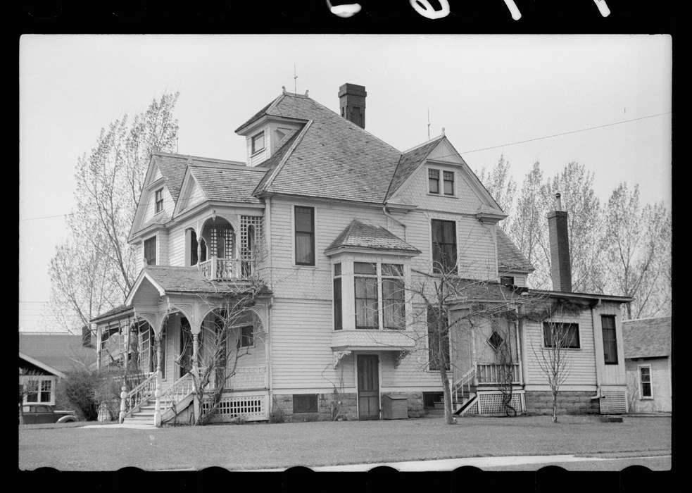 history of Iowa, Homes, victorian, architecture, Iowa History, chimney, house, Iowa, Cities and Towns, porch, Library of Congress, bay window