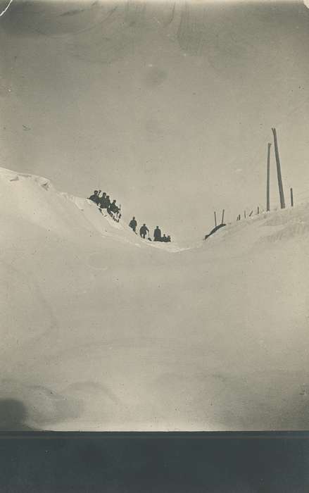 Labor and Occupations, power line, snow, shovel, Portraits - Group, Winter, Coon Rapids Enterprise, Cities and Towns, correct date needed, Main Streets & Town Squares