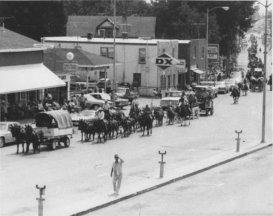 wagon, history of Iowa, car, Iowa History, Iowa, Waytenick, Dave and Karen, horse, Dewar, IA, main street, Fairs and Festivals