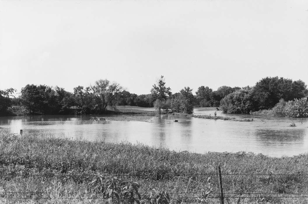 flood, Lakes, Rivers, and Streams, United States, history, ia, Photos, flood aftermath, Coon Rapids Enterprise, historic, Landscapes, Iowa, IA, flood damage, Coon Rapids, Wrecks