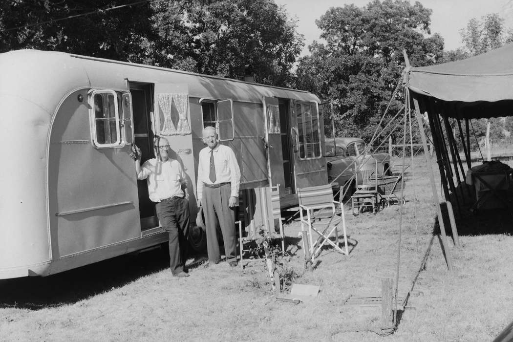 Portraits - Group, United States, history, ia, Photos, camp, tent, car, Coon Rapids Enterprise, historic, lawn chairs, Iowa, IA, Coon Rapids, Motorized Vehicles