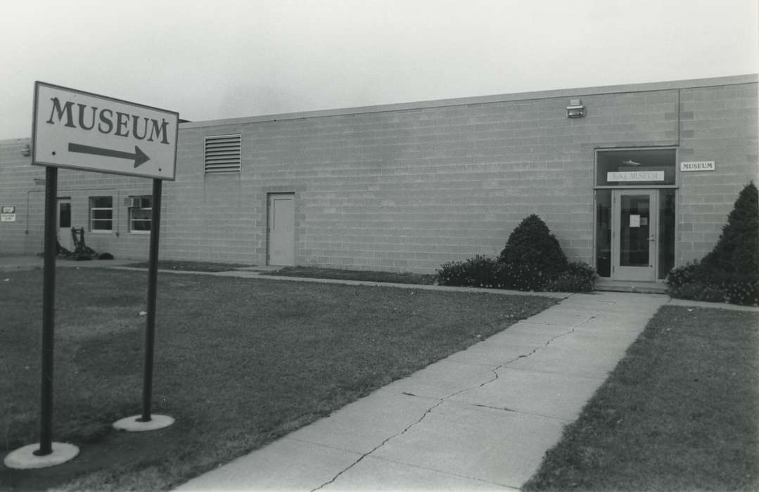 uni, Iowa History, brick building, Iowa, Cedar Falls, IA, university of northern iowa, University of Northern Iowa Museum, Schools and Education, museum, history of Iowa, sign