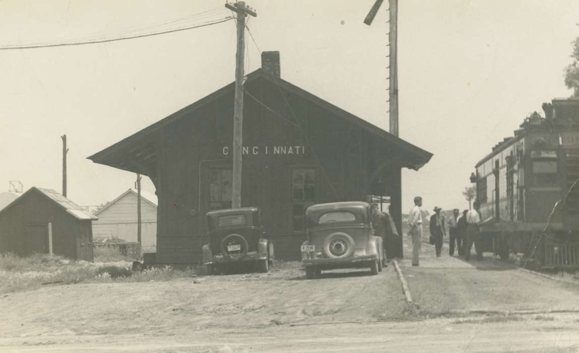 depot, cincinnati, Iowa History, history of Iowa, Businesses and Factories, Motorized Vehicles, ford, Stater, Connie, train, automobile, Cincinnati, IA, Iowa