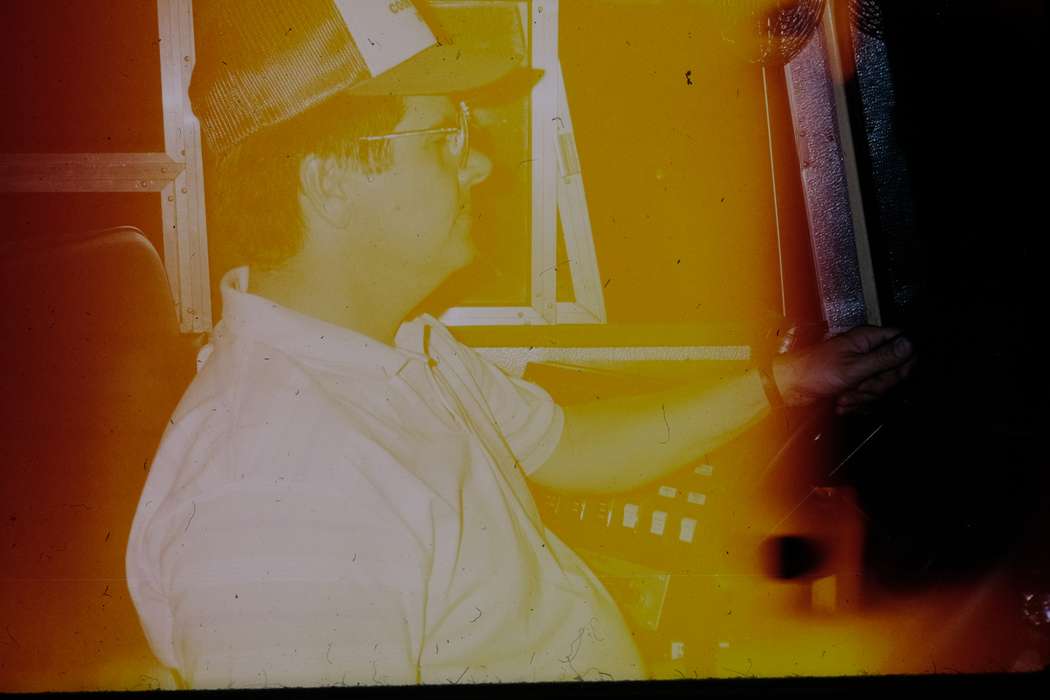 ia, Travel, second grade missouri trip, school bus, Iowa, history, bus driver, Portraits - Individual, Photos, Kansas City, Coon Rapids Enterprise, historic, missouri trip, United States, MO, school trip