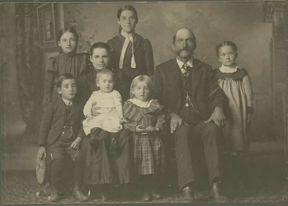 Iowa History, Yezek, Peter, Portraits - Group, Families, Iowa, history of Iowa, IA, Children