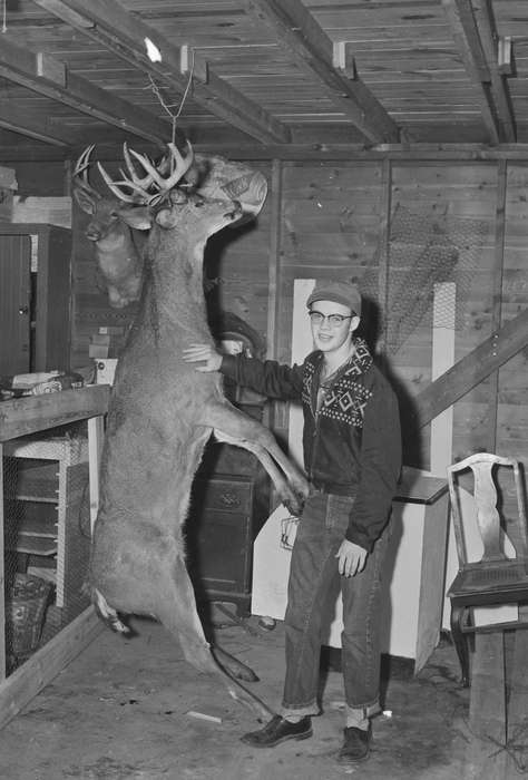 dead deer, Iowa, deer head mounted, IA, United States, Photos, historic, Coon Rapids, history, Animals, ia, Coon Rapids Enterprise, Outdoor Recreation