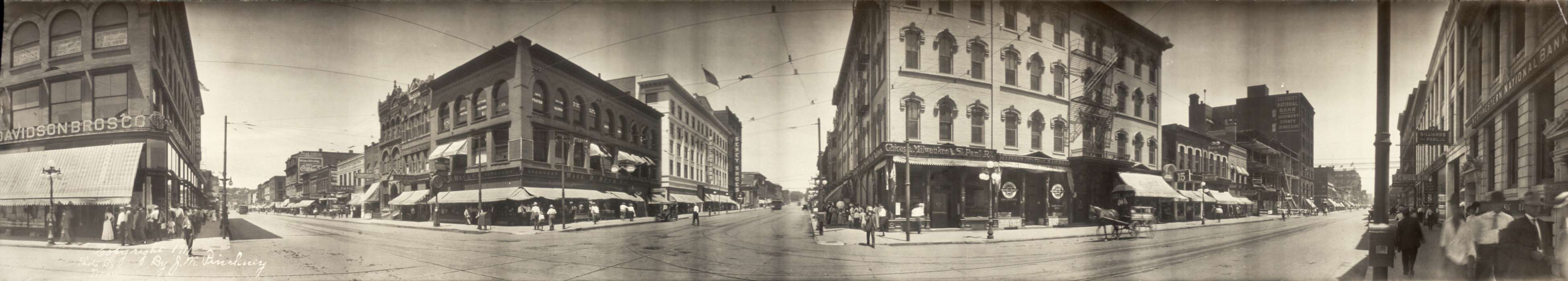 Main Streets & Town Squares, buildings, Library of Congress, mainstreet, storefront, Cities and Towns, Iowa, Iowa History, dirt street, panorama, storefront awning, history of Iowa