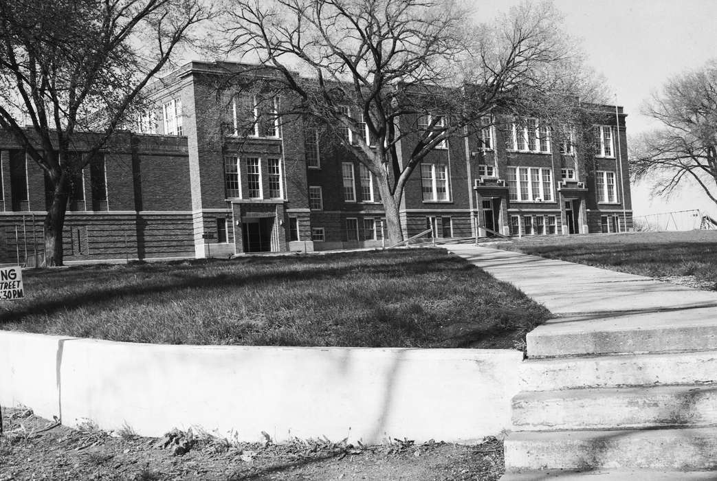ia, Photos, brick building, United States, IA, Coon Rapids, Iowa, sidewalk, steps, historic, history, Schools and Education, Coon Rapids Enterprise