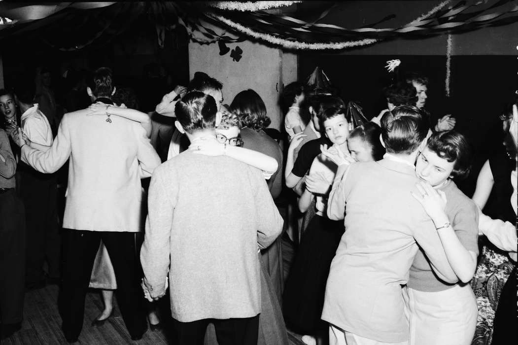 dance floor, Coon Rapids, Entertainment, Photos, Coon Rapids Enterprise, history, ia, IA, couple, Iowa, dance, historic, streamers, United States