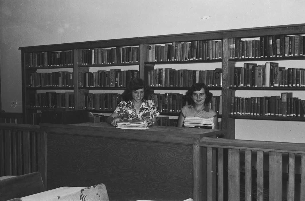 bookshelf, ia, Photos, United States, IA, Coon Rapids, Iowa, historic, woman, books, history, Schools and Education, Portraits - Group, Coon Rapids Enterprise