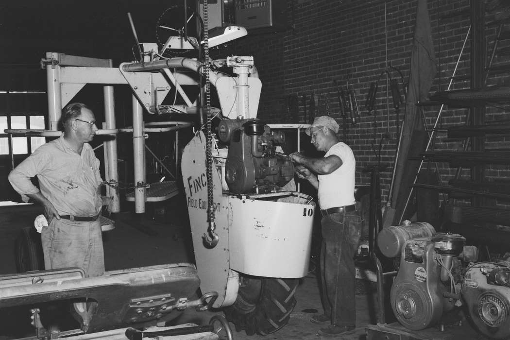 Iowa, IA, United States, Photos, detassling, Labor and Occupations, historic, Coon Rapids, history, Farming Equipment, ia, agricultural machinery, Coon Rapids Enterprise