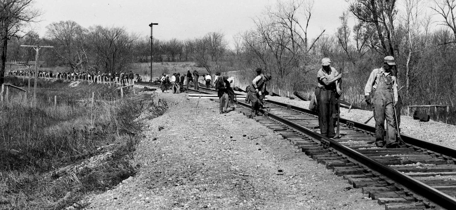 construction, Lemberger, LeAnn, Iowa History, Iowa, Labor and Occupations, Ottumwa, IA, history of Iowa, railway