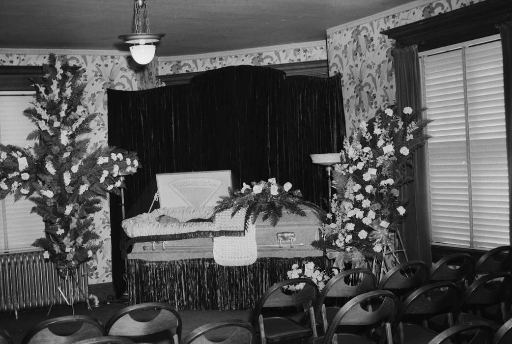 casket, body, United States, history, funeral, flowers, ia, Photos, Coon Rapids Enterprise, historic, Cemeteries and Funerals, Iowa, IA, Coon Rapids, funeral home