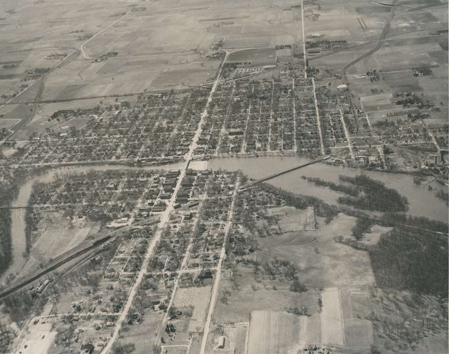 Waverly Public Library, Aerial Shots, Iowa History, correct date needed, cedar river, city, history of Iowa, aerial shot, Iowa