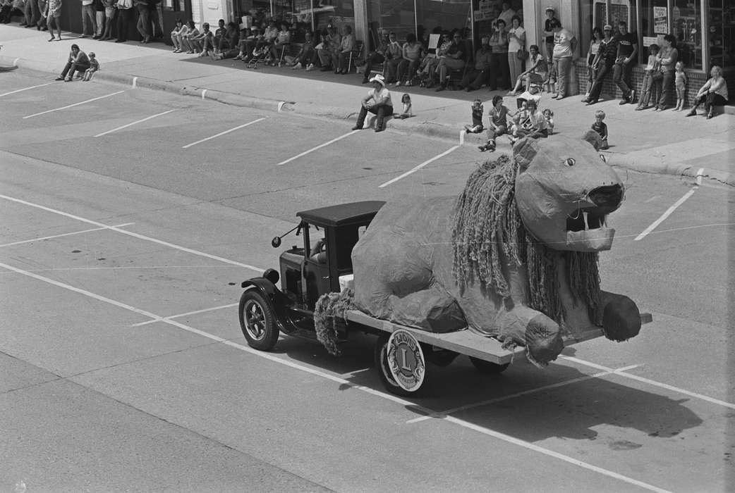 parade, Coon Rapids, Civic Engagement, Coon Rapids Enterprise, Iowa, historic, United States, ia, history, Photos, IA