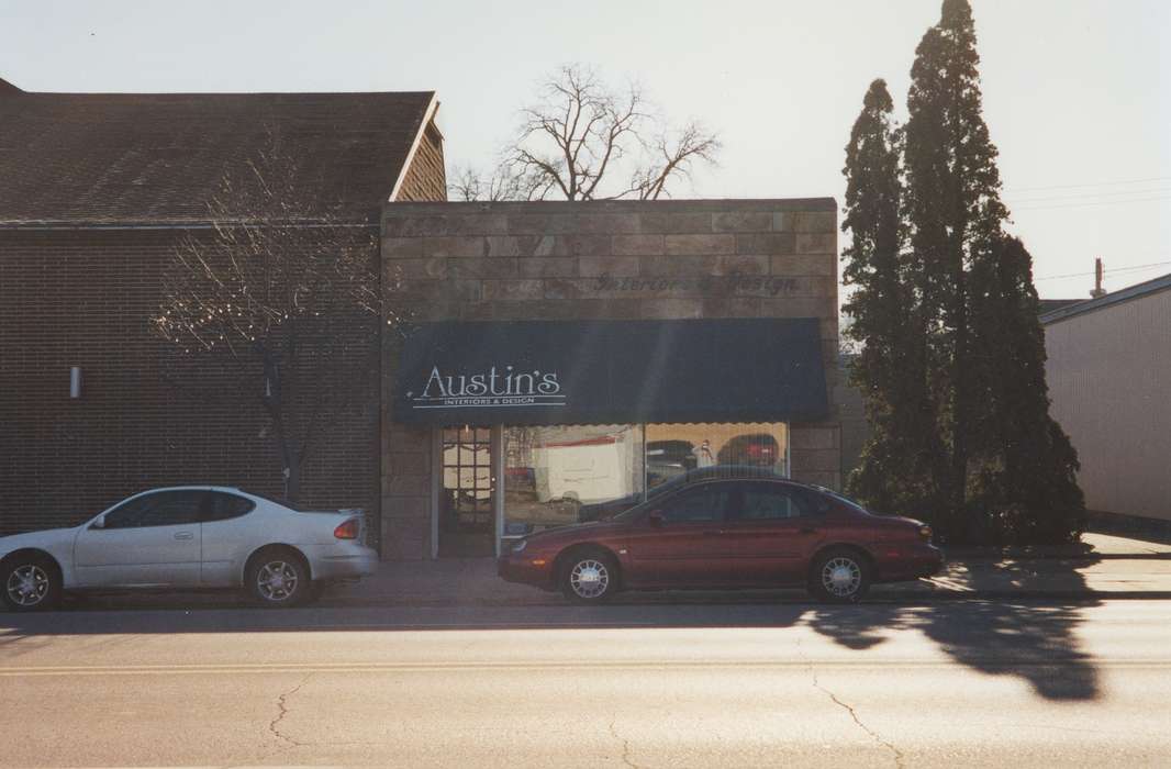 storefront, Cities and Towns, Iowa History, correct date needed, Motorized Vehicles, Main Streets & Town Squares, history of Iowa, Waverly Public Library, car, Iowa, Businesses and Factories